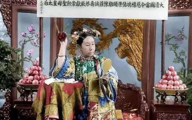 慈禧与溥仪有血缘吗，溥仪的母亲是慈禧吗（为何慈禧会立三岁的溥仪为帝呢）