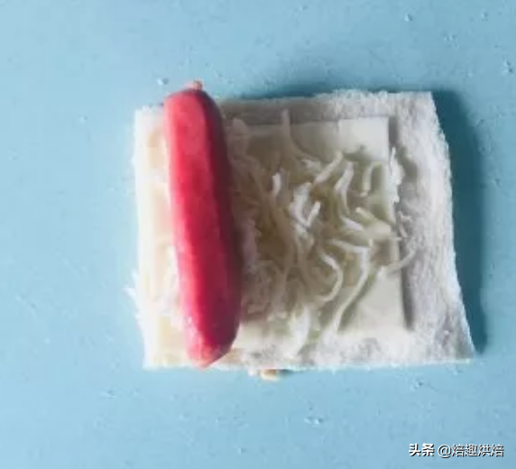 一根芝士热狗棒多少卡路里，一个芝士热狗的热量（香甜酥脆的芝士热狗棒）