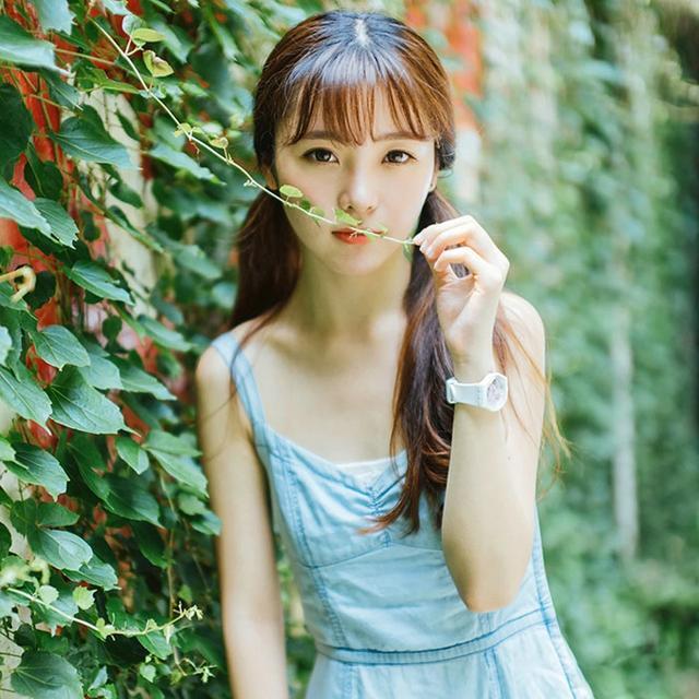 把握青春的主题作文，以青春把握当下为主题的作文（《轻吟韵调品读青春》）