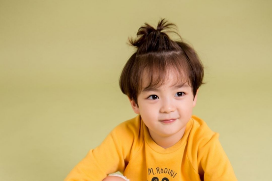 小琉璃是谁演的，琉璃小时候是谁演的（周冬雨驾驭不了“仙界美人”就算了）