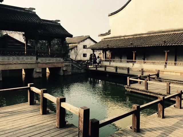 杭州到乌镇多少公里，杭州自助游攻略三日游（五一小长假你不来看看吗）