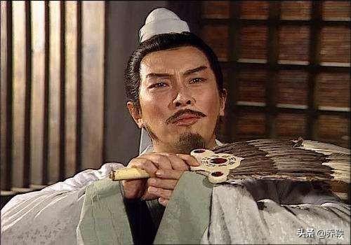 历史上真实的三国志，《三国志》和《三国演义》哪一个更接近真实历史