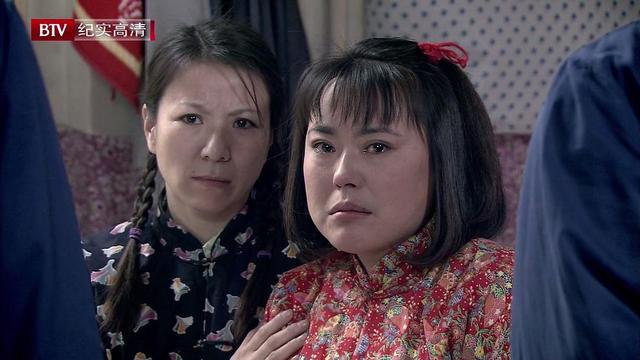 演员王海燕第一任丈夫是谁，演员王海燕第一任丈夫是谁啊（二婚嫁张嘉译育有一女）