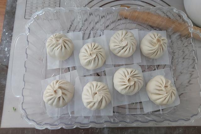芸豆包子的做法，芸豆香菇馅包子的家常做法（教你东北芸豆包子的做法）