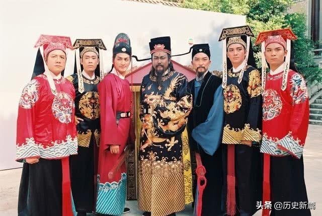古代四大名捕故事，王朝、马汉、张龙、赵虎