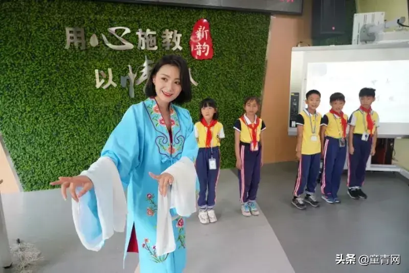 重庆戒网瘾学校（一曲戏让孩子们忘记烦恼）