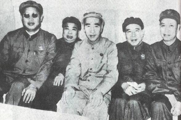 1971年林彪坠机身亡，林彪一生罕见老照片