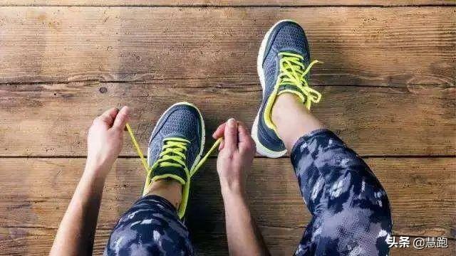 如何选择跑步鞋，​如何快速挑选一双合适自己的跑鞋