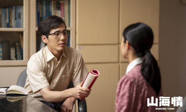 山海情黄轩和白宇帆，七个小青年点亮《山海情》