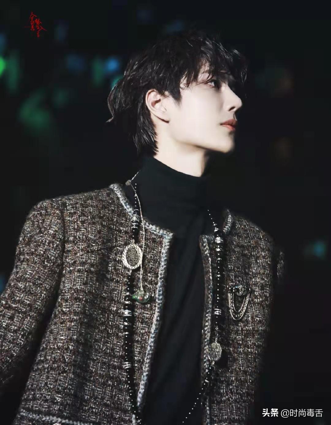 香奈儿有男装吗，香奈儿有男装吗?商标是什么样的（男生穿CHANEL居然这么好看）