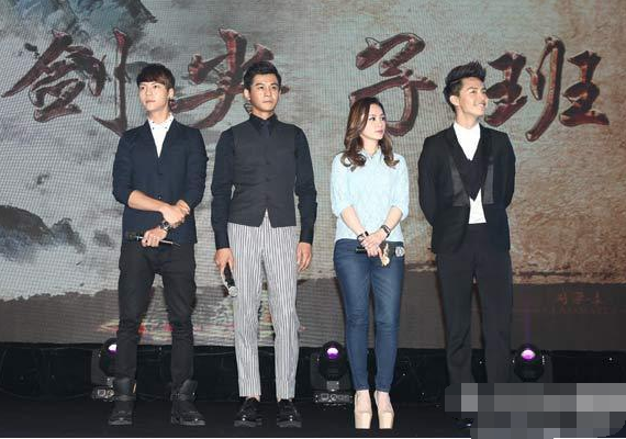 宋威龙个人资料，宋威龙个人资料家境以及学历（却被误会成矮个的8个男星）