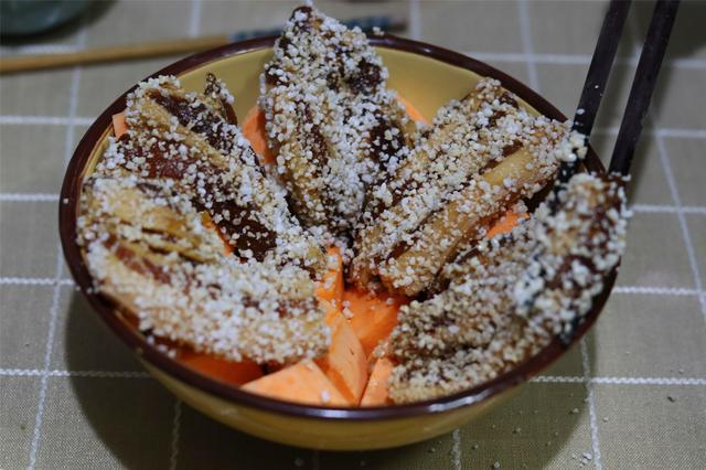 老式蒸肉的家常做法，最简单的蒸五花肉（老母亲做了30年的粉蒸肉）