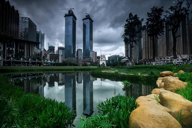 花果园属于哪个区，贵州省贵阳市花果园属于哪个区（贵阳知名“城中城”）