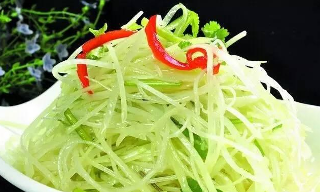 佛手瓜要削皮吗，佛手瓜需要削皮吗（吃“佛手瓜”会致癌生病）