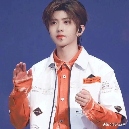 蔡徐坤(坤)，微信头像，蔡徐坤(坤)（蔡徐坤头像壁纸<一>）