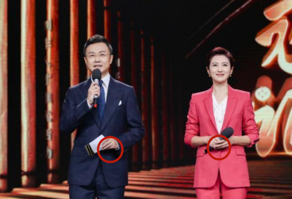 43岁春妮秀恩爱，二婚老公刚强罕见“出镜”，两人婚后很少同框