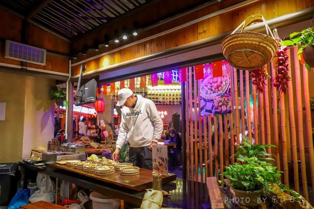 广西桂林的特产小吃是什么，广西桂林特产有哪些特产零食（这些桂林特色小吃）