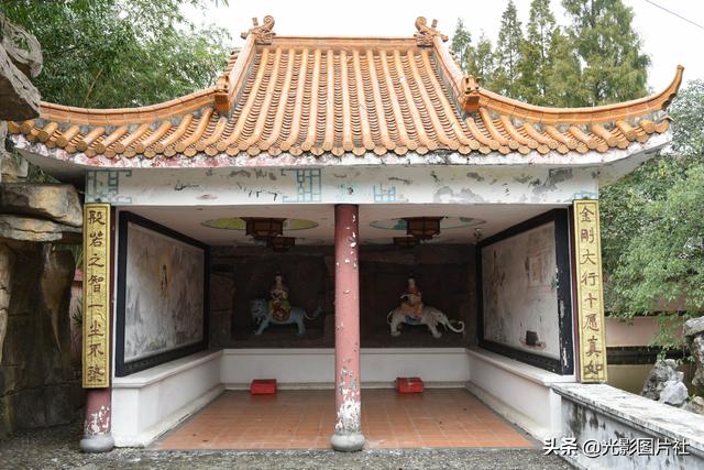 安徽庐江境内汤池小镇的真实情况，安徽庐江境内汤池小镇的真实情况是什么（以旅游业为主的汤池小镇）