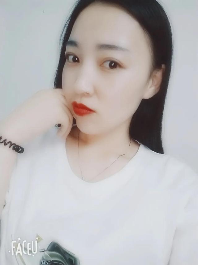 羞答答的玫瑰歌词，羞答答的玫瑰静悄悄地开歌词（羞答答的玫瑰就像你）