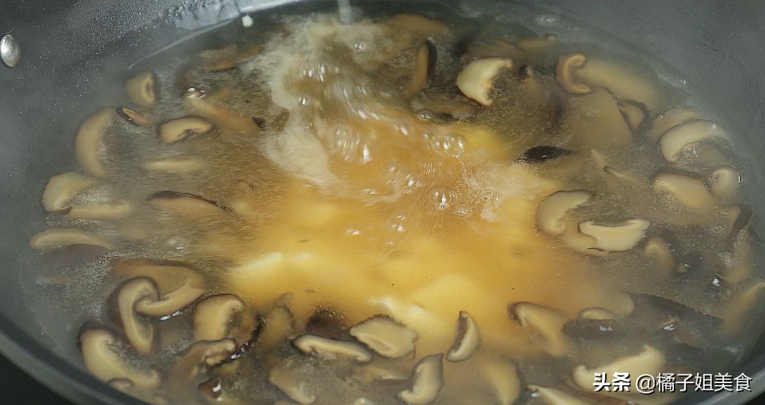 圖片[5]-【香菇豆腐雞蛋湯】做法步驟圖 清淡可口 喝完暖身又暖心-起舞食譜網
