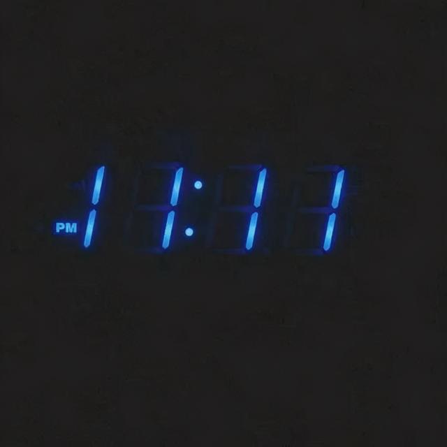 蓝色背景图，蓝色背景图片竖版（蓝色系朋友圈背景图）