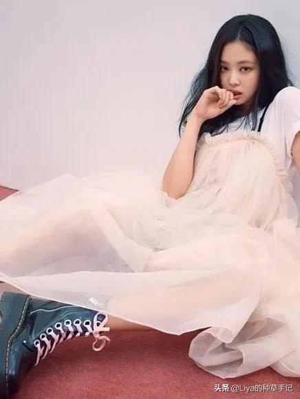 麂皮绒面料优缺点,麂皮绒面料的衣服怎么样(今秋第一双靴子,一定要穿这双) 麂皮绒面料优缺点,麂皮绒面料的衣服怎么样(今秋第一双靴子,一定要穿这双)