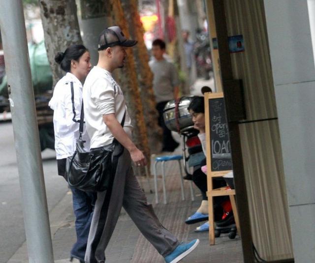家里有钱为什么还要助学贷款，助学贷款害死人（办助学贷款看家长）