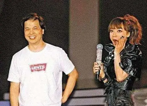 陈慧娴老公是谁，陈慧娴老公是谁（55岁的一代歌后陈慧娴）