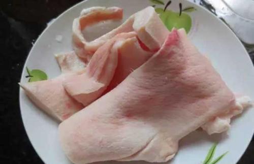 灌汤小笼包制作方法，许多人爱吃的灌汤包