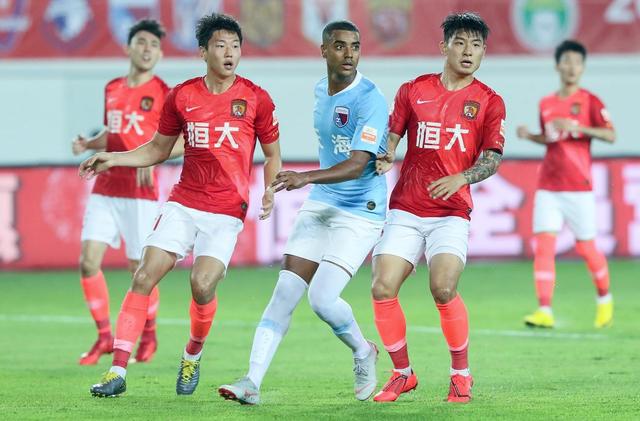 恒大是国企还是私企，万科是国企还是私企（为什么这么多人骂恒大）