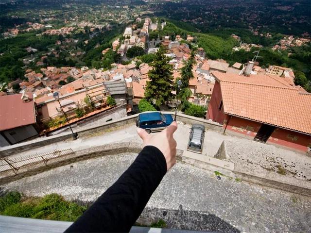视觉错觉奇异图片，错觉摄影作品（7个简单步骤拍出错觉照片）