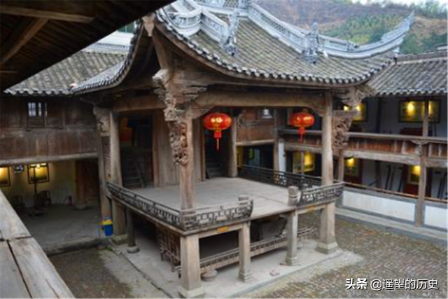 家里出现蜘蛛是福是祸，灭蜘蛛最有效的方法（俗语说：“宅子出现三喜”）