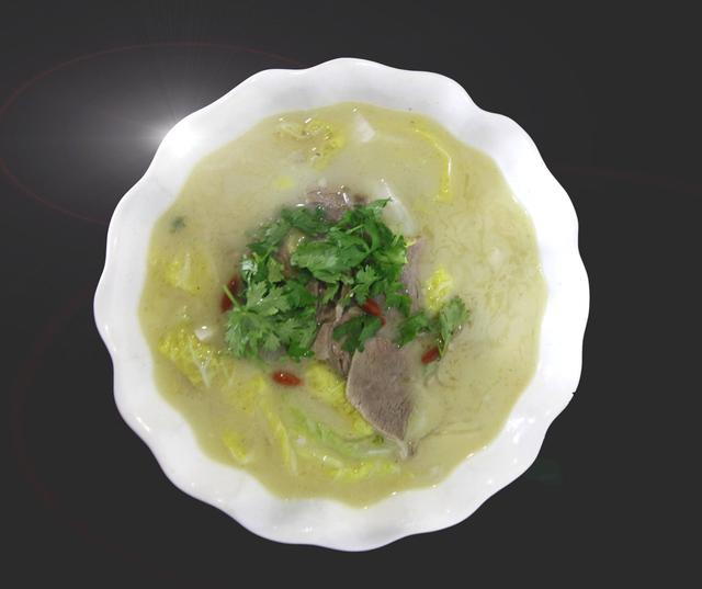 羊肉炖白菜的做法，如何做白菜炖羊肉（学会这样做羊肉炖白菜）