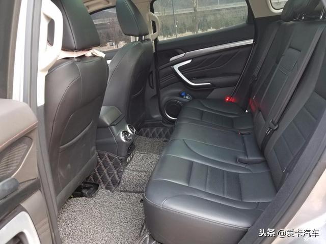 一条竖杠是什么车，一条竖线是什么车（即将破万，哑光灰WEY）