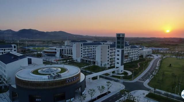 南京信息工程大学研究生院，江苏日语考研学校（江苏省首个落户安徽的“双一流”大学）