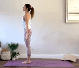 练瑜伽的姿势，练瑜伽的姿势图片（初学者练瑜伽不知道练什么）