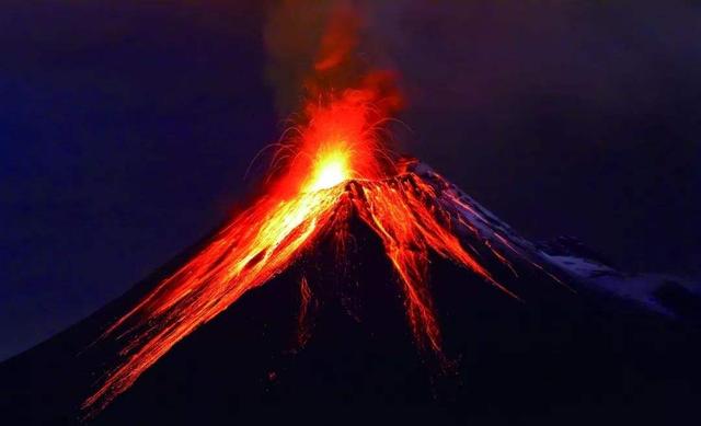 长白山火山爆发,1903年长白山火山爆发(五大连池地下火山正在苏醒)