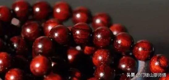 男士带手串十大禁忌，男戴银手链有什么讲究（这才是文玩手串的正确打开广式）