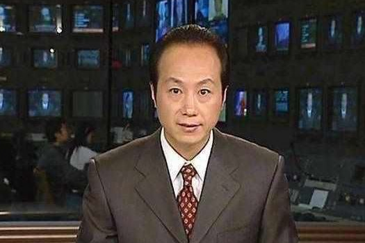 罗京可怕照片图片，罗京真的笑了（28年0失误获央视最高荣誉）