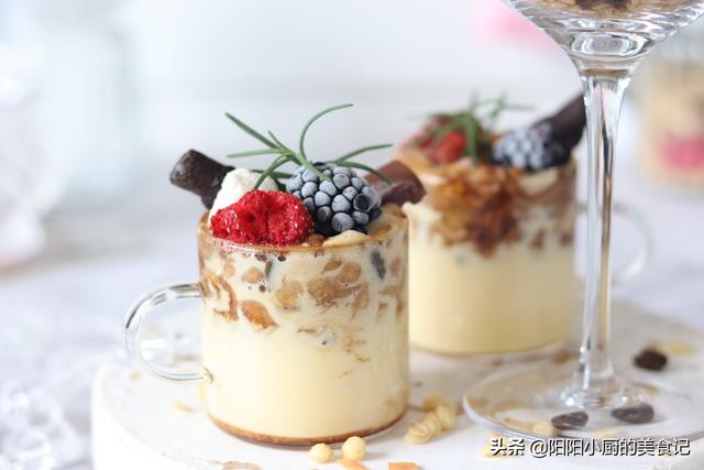 冰激凌可不可以放在热咖啡里，冰激凌可不可以放在热咖啡里喝（冰淇淋和咖啡的奇妙吃法）