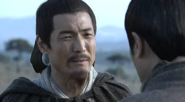 三国之辅佐刘备txt，重生阿斗之一统三国（为何投靠曹操之后再没回到刘备身边）