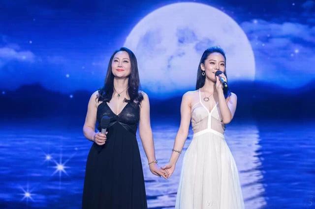 1,《特赦1959》演员表:张铎饰王英光;奚望饰梁冬芳;曹克难饰贺春年