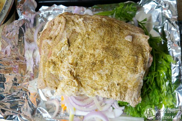 最简单的烤箱烤羊排，这种方法最简单：上午进烤箱