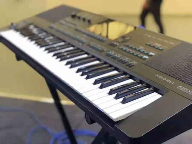 美得理电子琴缺点，美得理电子琴使用教程（国产电子琴电子乐器有一个很能打的品牌叫美得理你们知道吗）