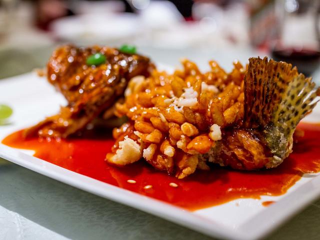 苏州特色美食排行榜前十名，苏州小吃排行榜前十名（盘点人间天堂苏州的各种美味佳肴）