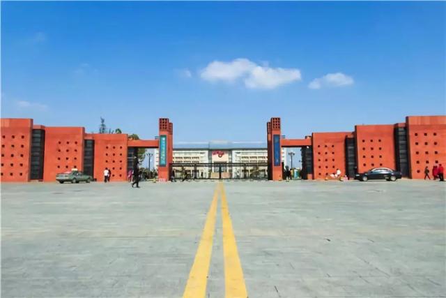 河南理工大学有专科专业吗，河南理工大学专业设置有哪些（河南最值得捡漏的一本高校）