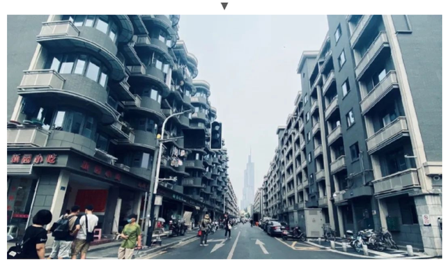 南京奥特莱斯折扣店哪个最大，解锁“文学之都”的浪漫