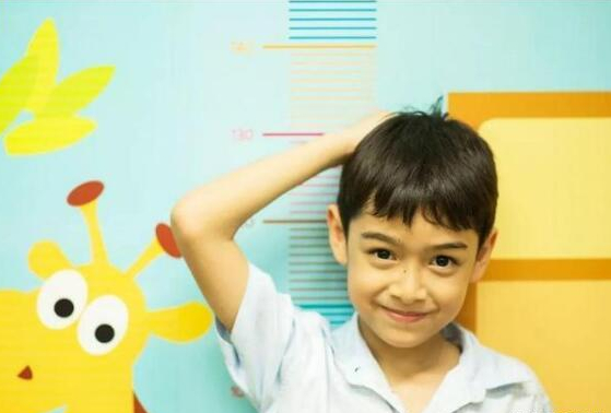 小孩体重身高标准对照表，儿童体重身高标准对照表（2021年儿童标准身高对照表）