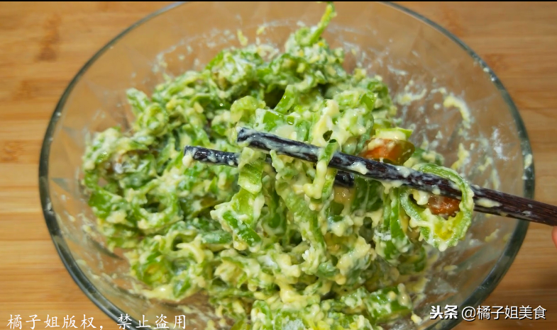 图片[8]-【青椒面粉炒鸡蛋】做法步骤图-起舞食谱网