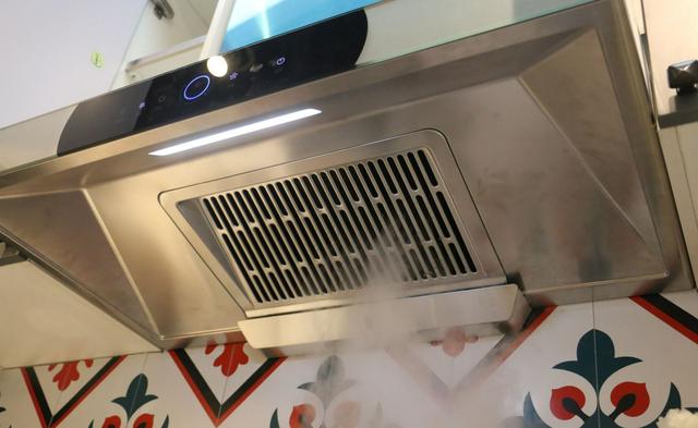 油烟机怎么选择合适，油烟机怎么选购好（网上的选购教程都落伍了）